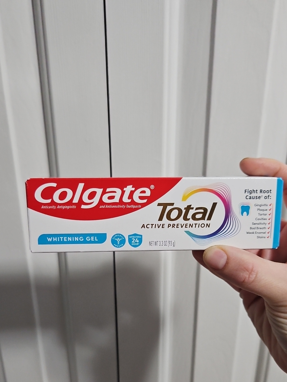 NWT Colgate Total Whitening Gel Paste